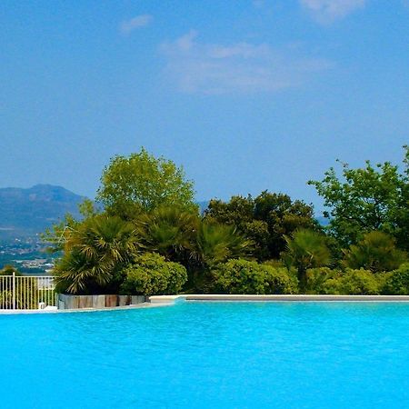 Studio Apartment - Domaine Du Golf Resort روكبرون-سور-أرجينس المظهر الخارجي الصورة