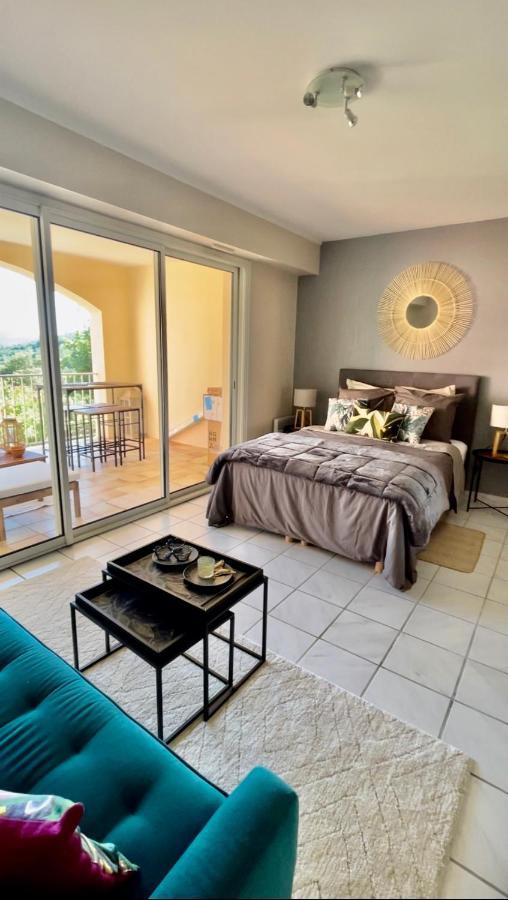 Studio Apartment - Domaine Du Golf Resort روكبرون-سور-أرجينس المظهر الخارجي الصورة
