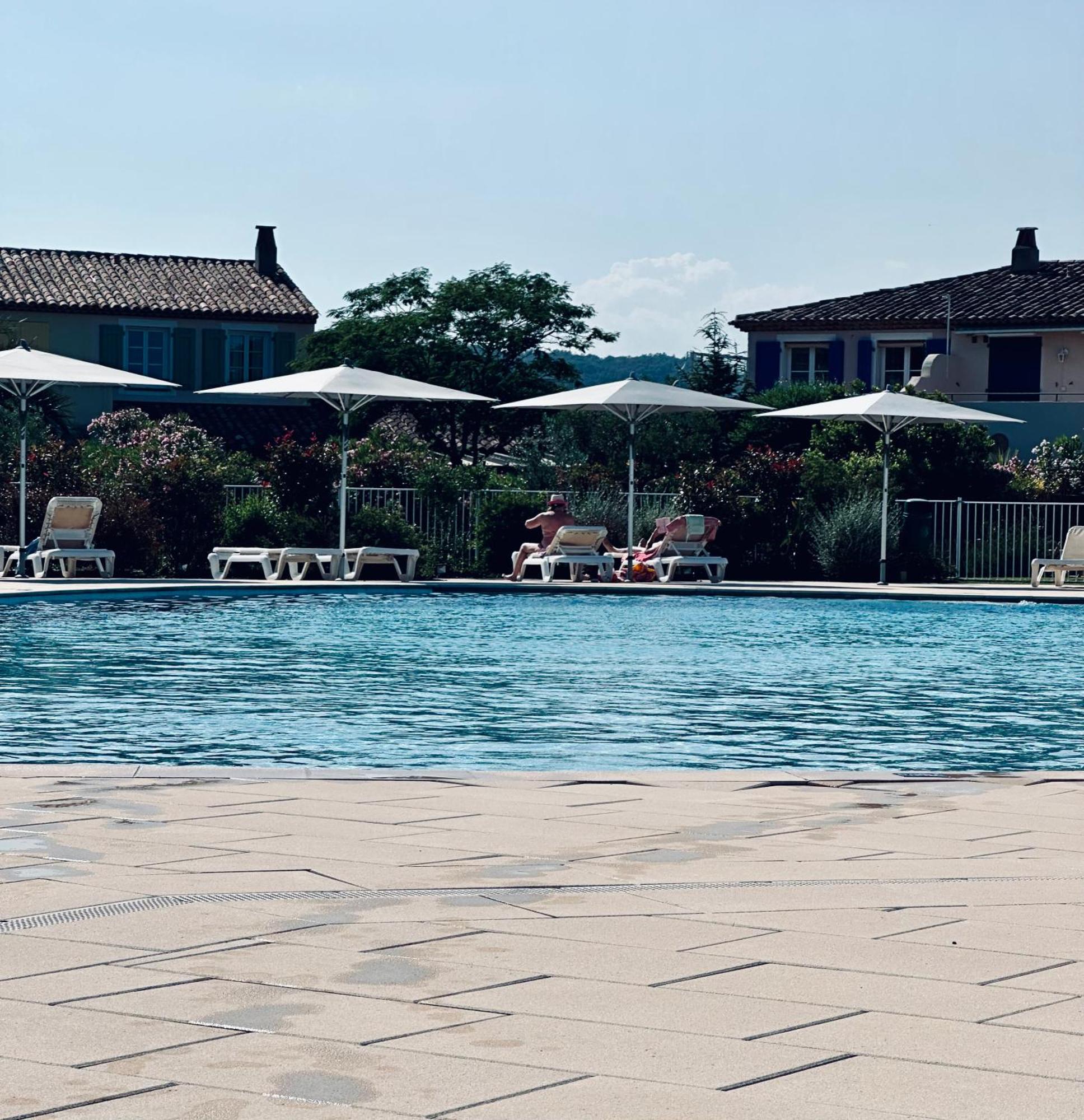 Studio Apartment - Domaine Du Golf Resort روكبرون-سور-أرجينس المظهر الخارجي الصورة